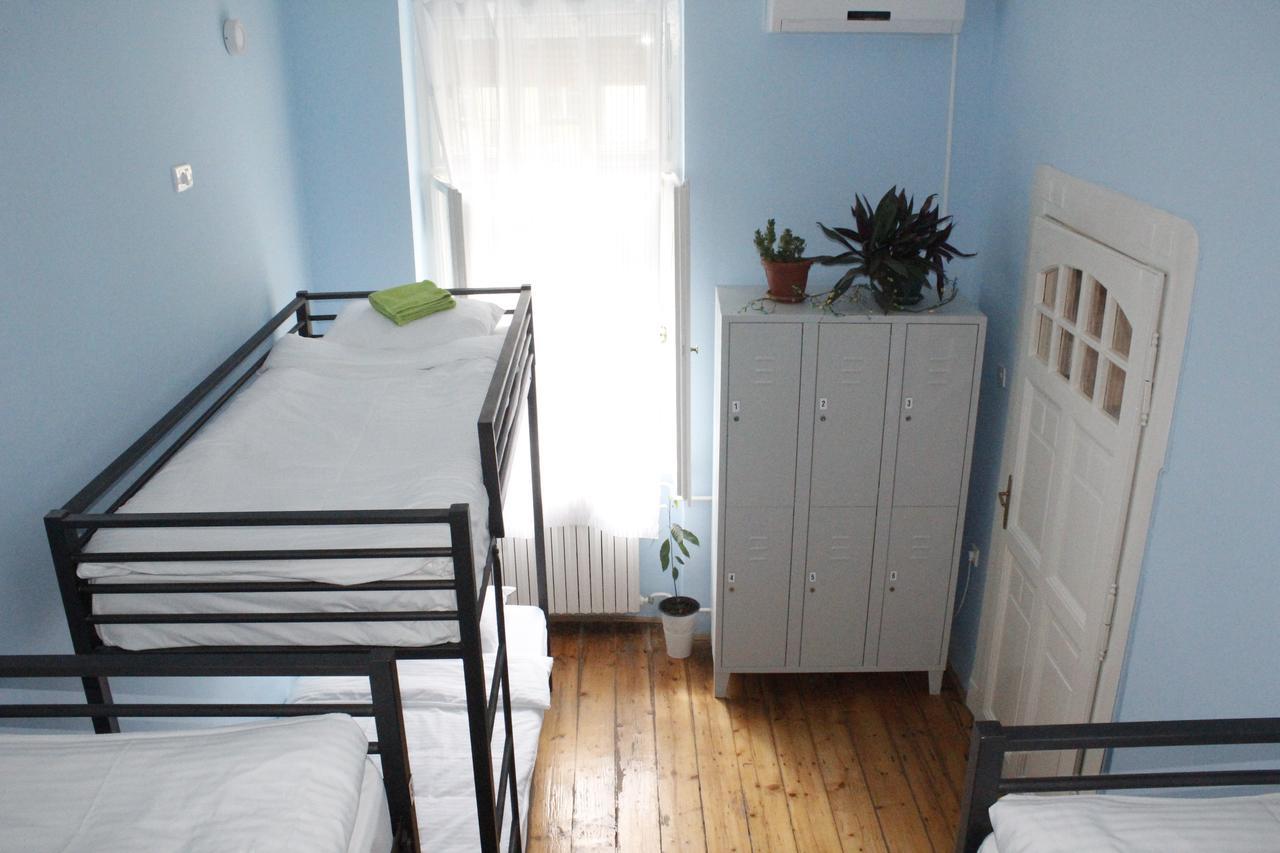 Hostel Nomad Новий Сад Екстер'єр фото
